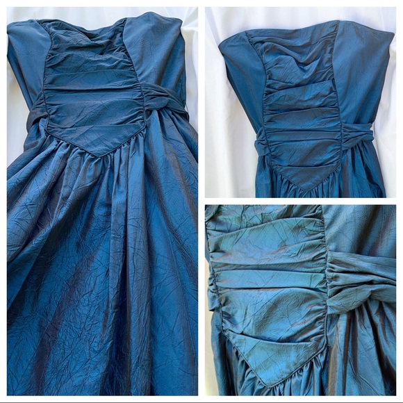 🌀Vintage Metallic Blue & Black Strapless Gown 🌀 - Picture 5 of 8